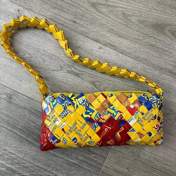 Handbags - Woven Cracker Wrapper Zip Top Shoulder Bag Purse  Recycled Eco Friendly Clutch